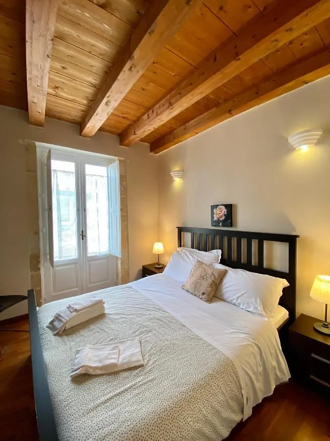 Bed and Breakfast La Via Della Giudecca à Syracuse Couette-café