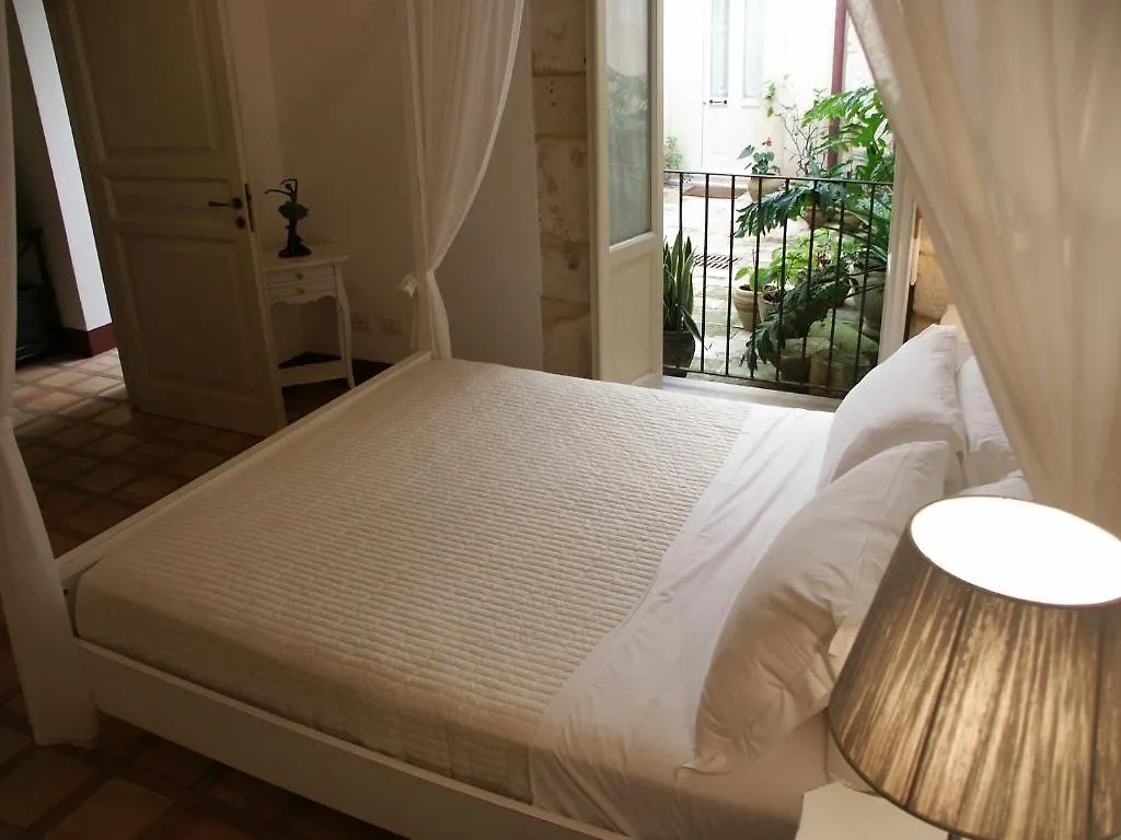 Bed and Breakfast La Via Della Giudecca Syracuse Bed & Breakfast